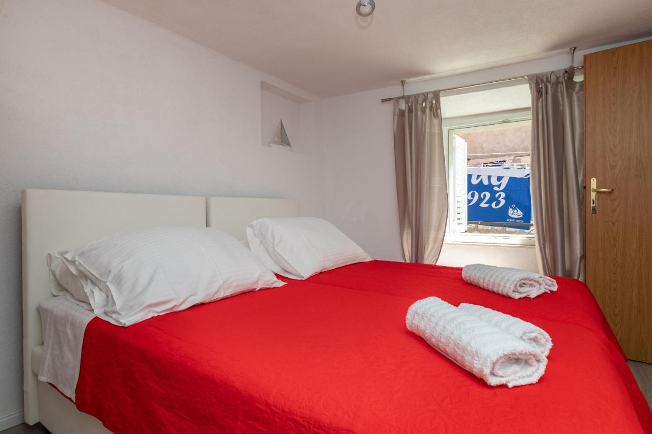 Apartment Old Town Charming Nest *