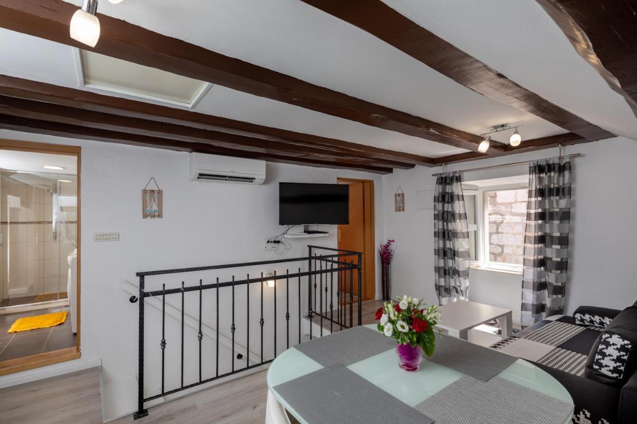 Apartamento Old Town Charming Nest